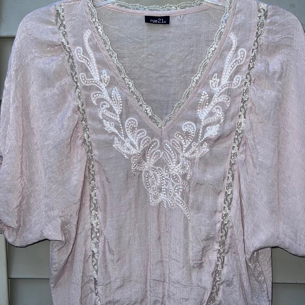 Y2K Pale Pink Boho Chic Embroidered Lace Sheer blouse. Cottage - Fairy core